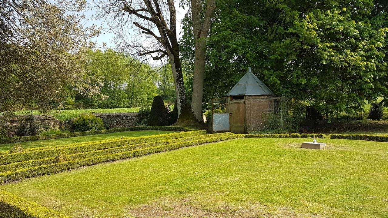 Le Manoir De La Bigotiere Bed & Breakfast Pleslin-Trigavou Exterior photo